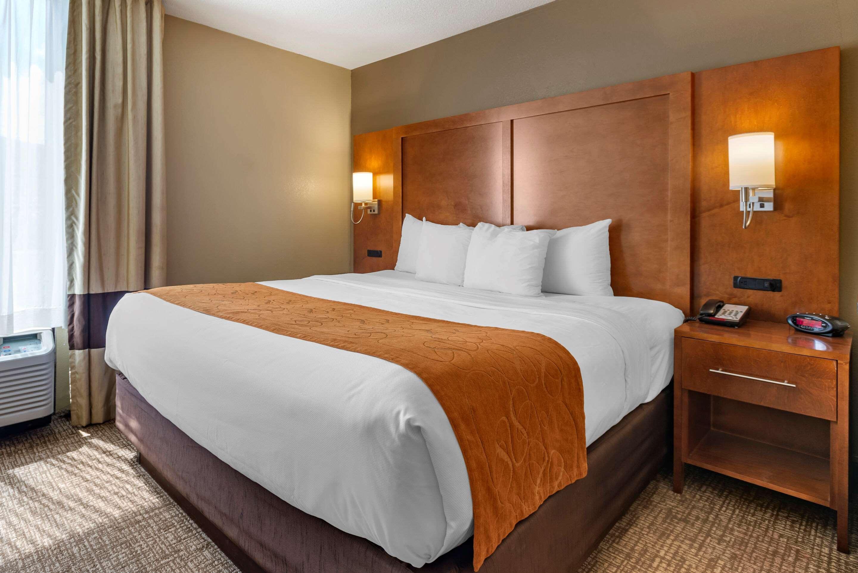 Comfort Suites Bethlehem Near Lehigh University And Lvi Airport Exterior foto