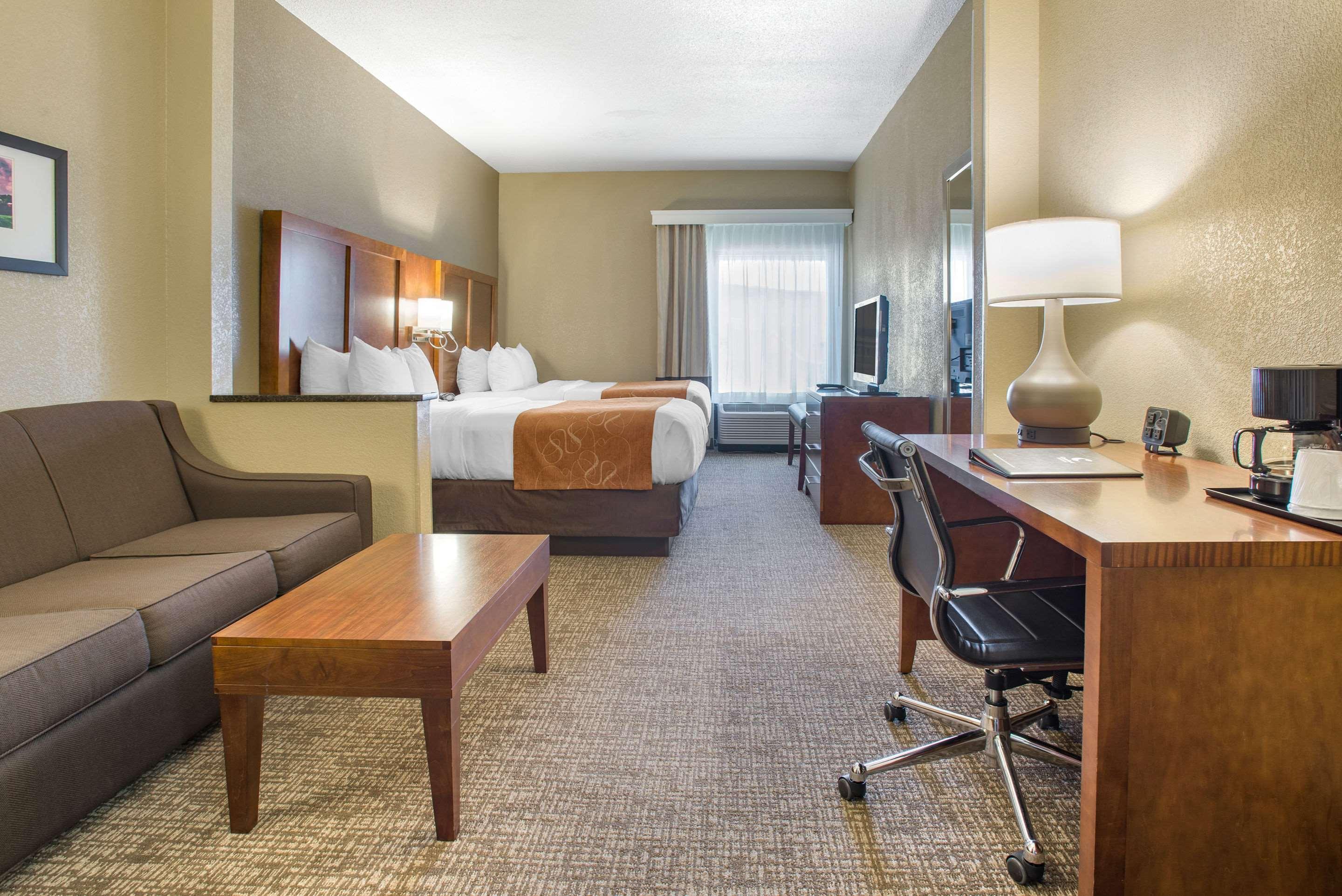 Comfort Suites Bethlehem Near Lehigh University And Lvi Airport Exterior foto