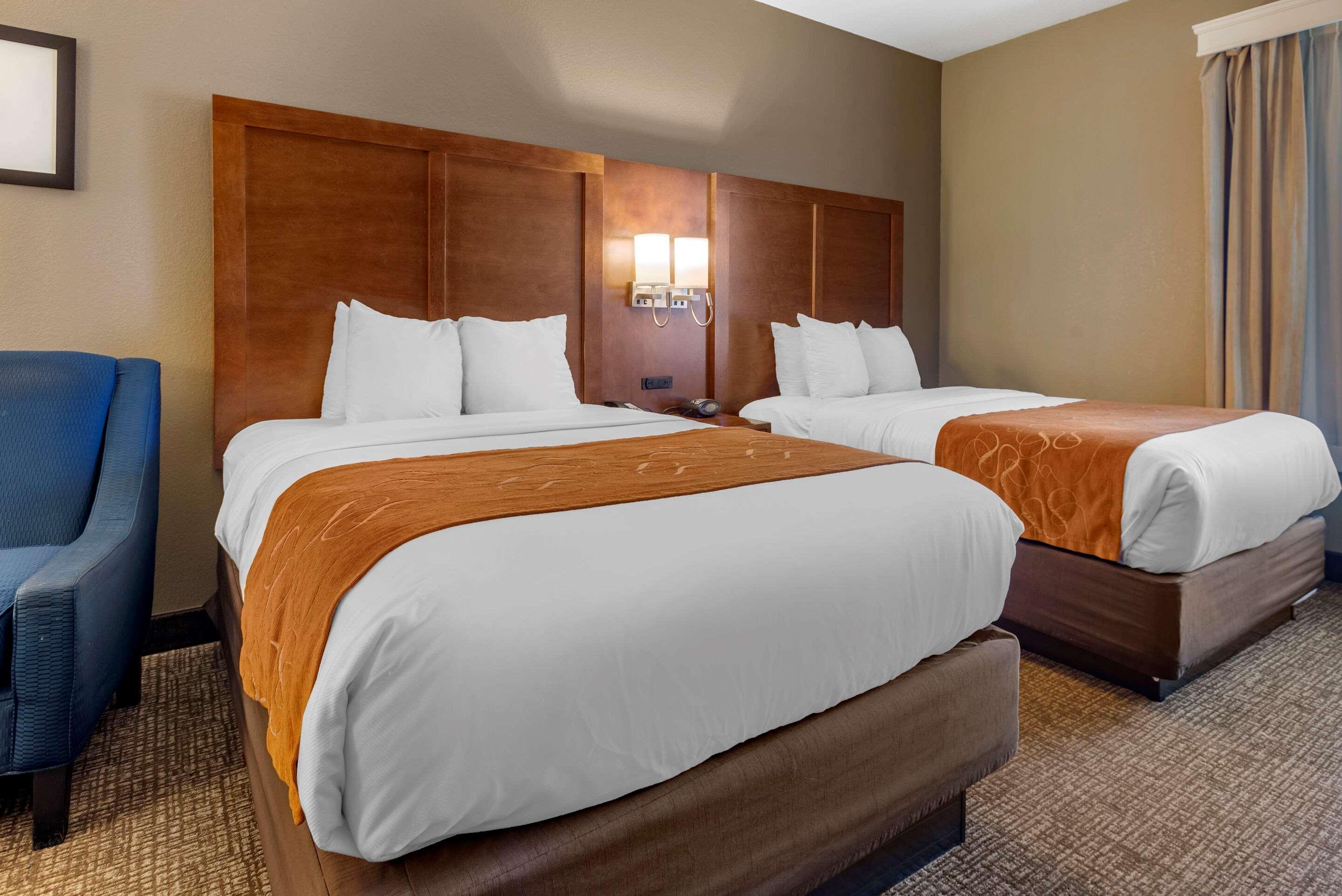 Comfort Suites Bethlehem Near Lehigh University And Lvi Airport Exterior foto