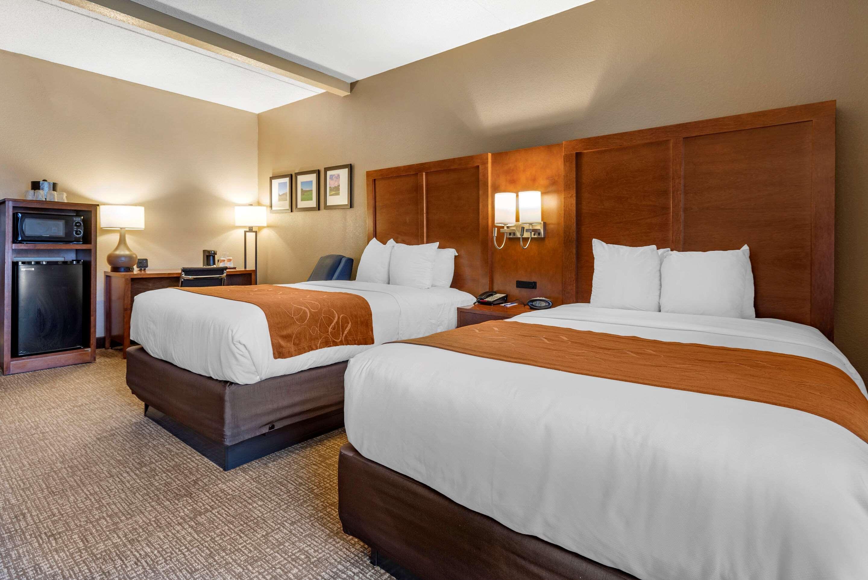 Comfort Suites Bethlehem Near Lehigh University And Lvi Airport Exterior foto